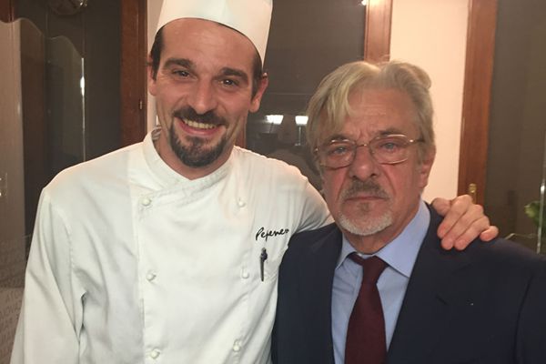 Ristorante Pepenero a San Miniato, selfie Chef Gilberto Rossi con ospiti Vip